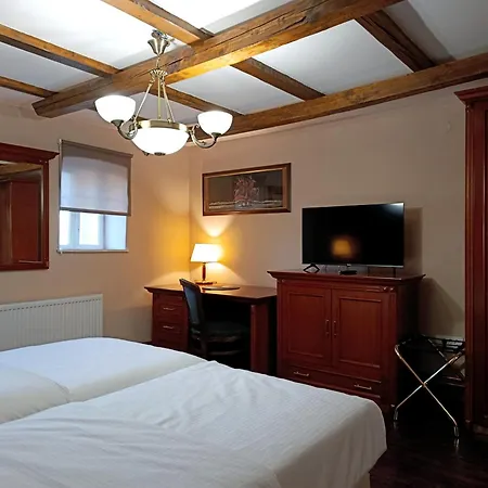 Apartment Salas 1860 - Palić