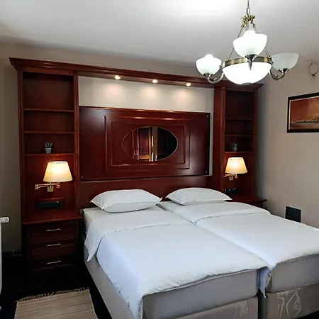 Apartman Salas 1860 - *