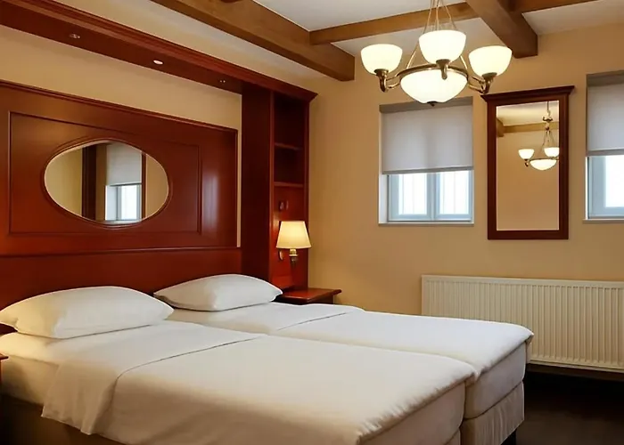 Salas 1860 - * Palics