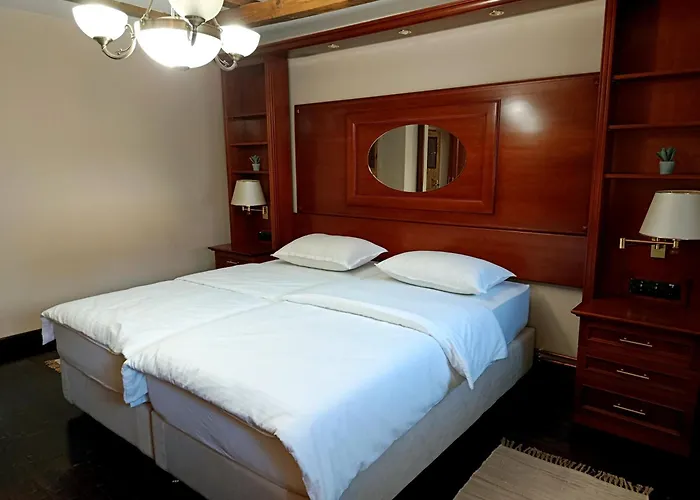 Apartman Salas 1860 -